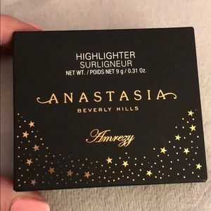 Anastasia Beverly Hills Amrezy Highlighter